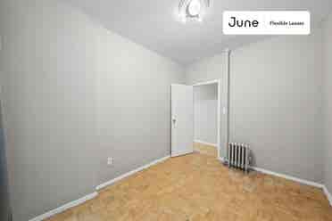 3 BR in New York City
