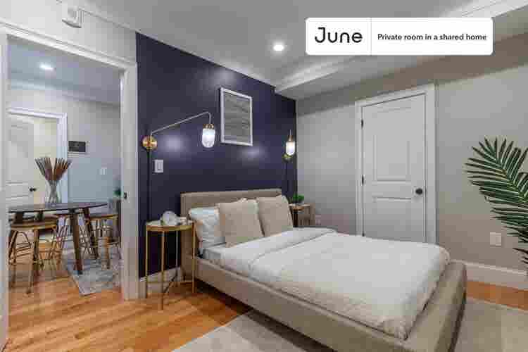 4 BR in Boston