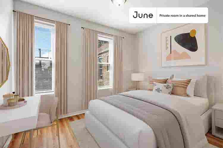 4 BR in Chicago