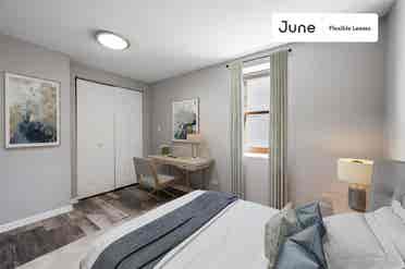 3 BR in Chicago