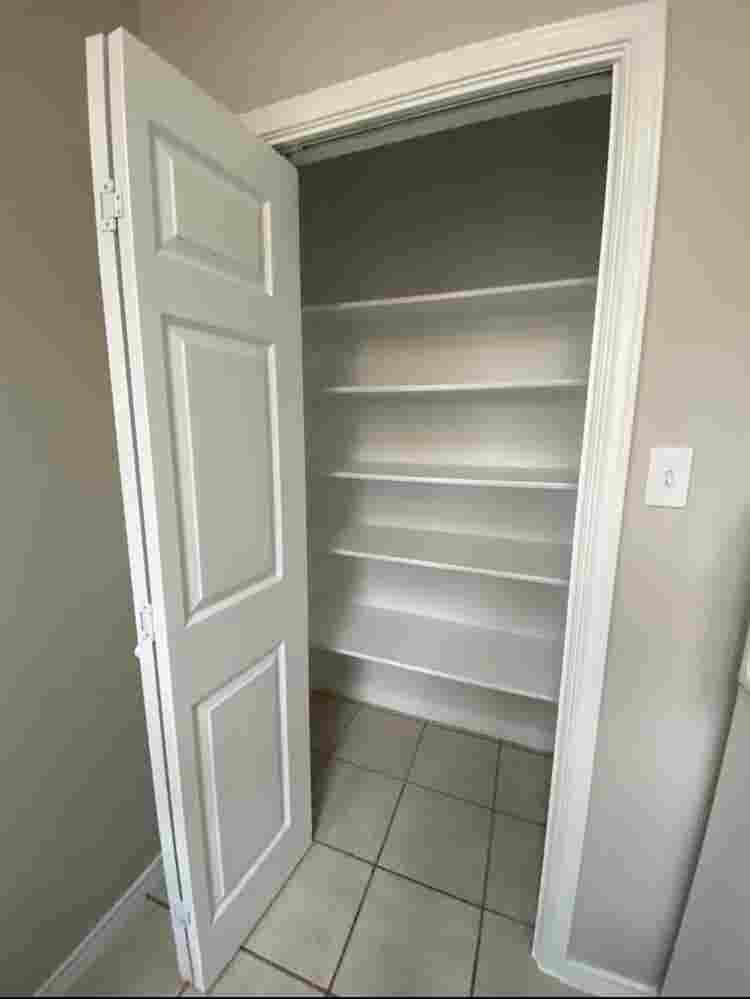 Single Room for Lease!