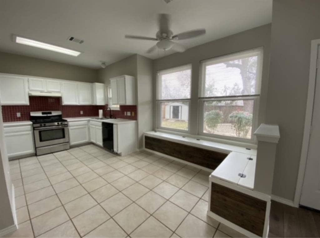 Single Room for Lease!