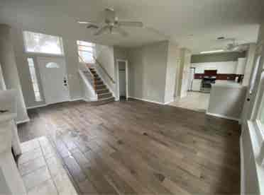Single Room for Lease!