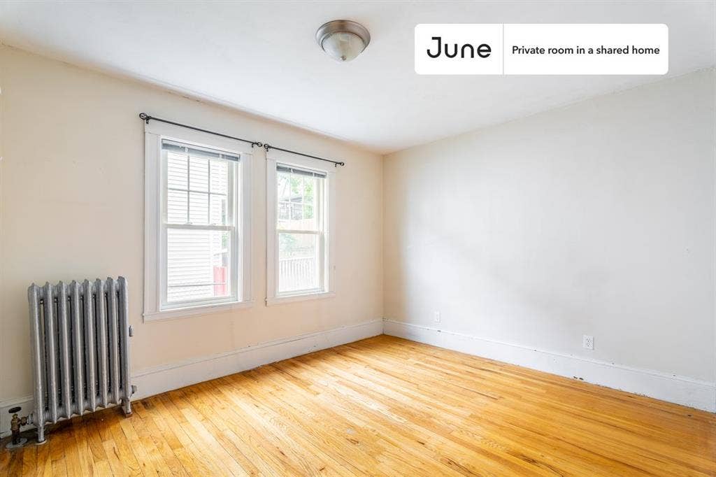 4 BR in Boston