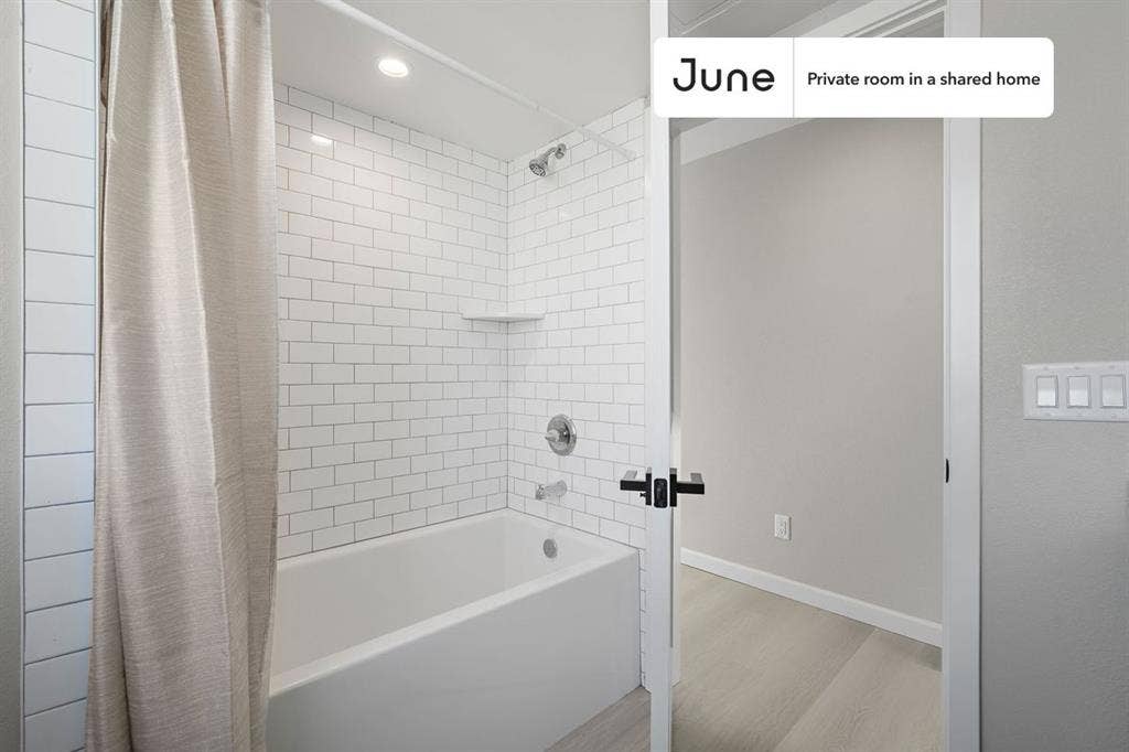 5 BR in Los Angeles