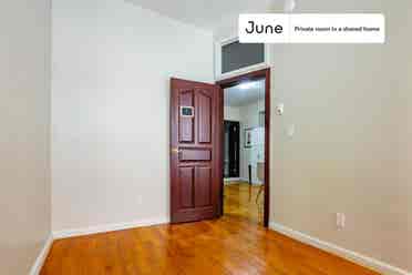 3 BR in New York City