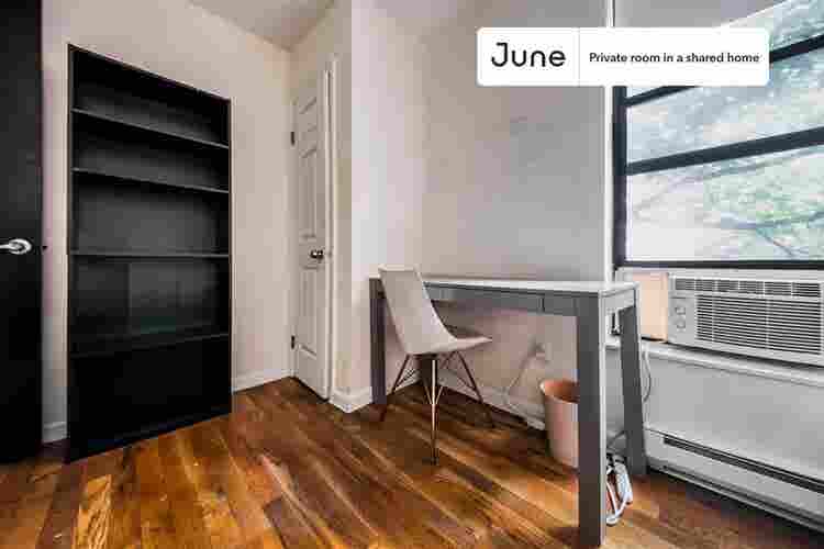 5 BR in New York City