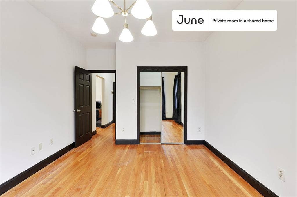 4 BR in Boston