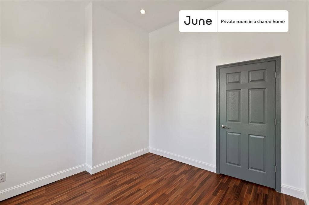 4 BR in New York City