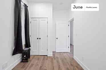 4 BR in New York City