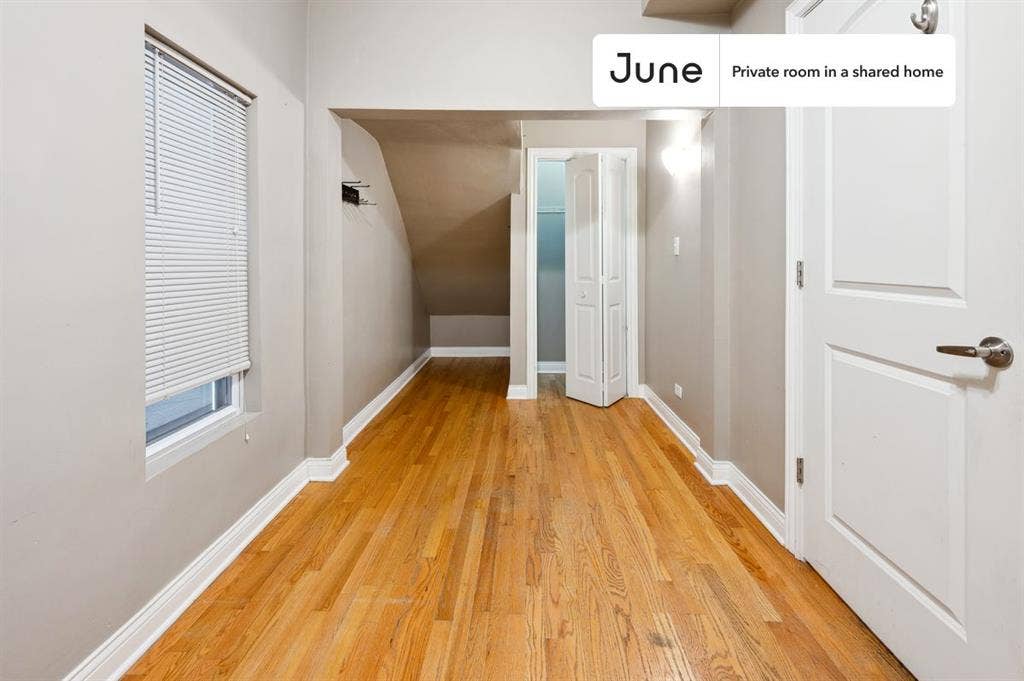 3 BR in Chicago