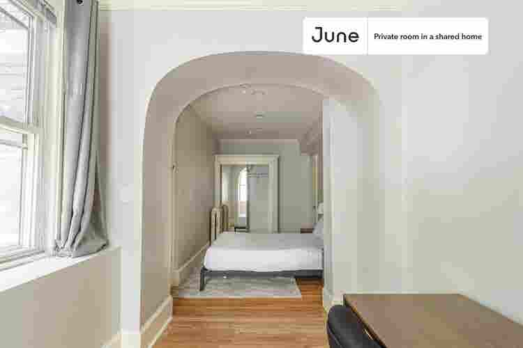5 BR in Boston