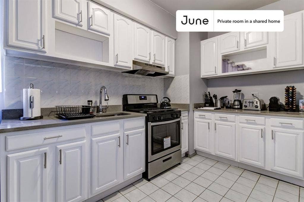 4 BR in New York City