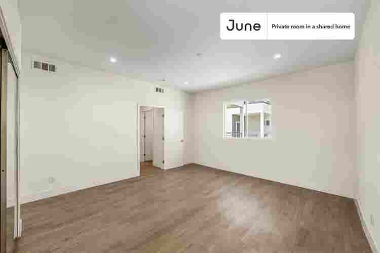4 BR in Los Angeles