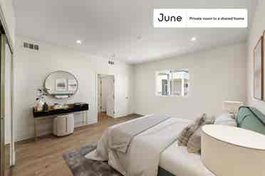 4 BR in Los Angeles