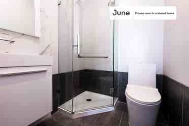 2 BR in New York City