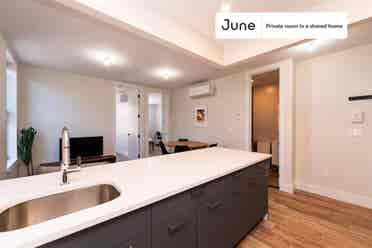 2 BR in New York City