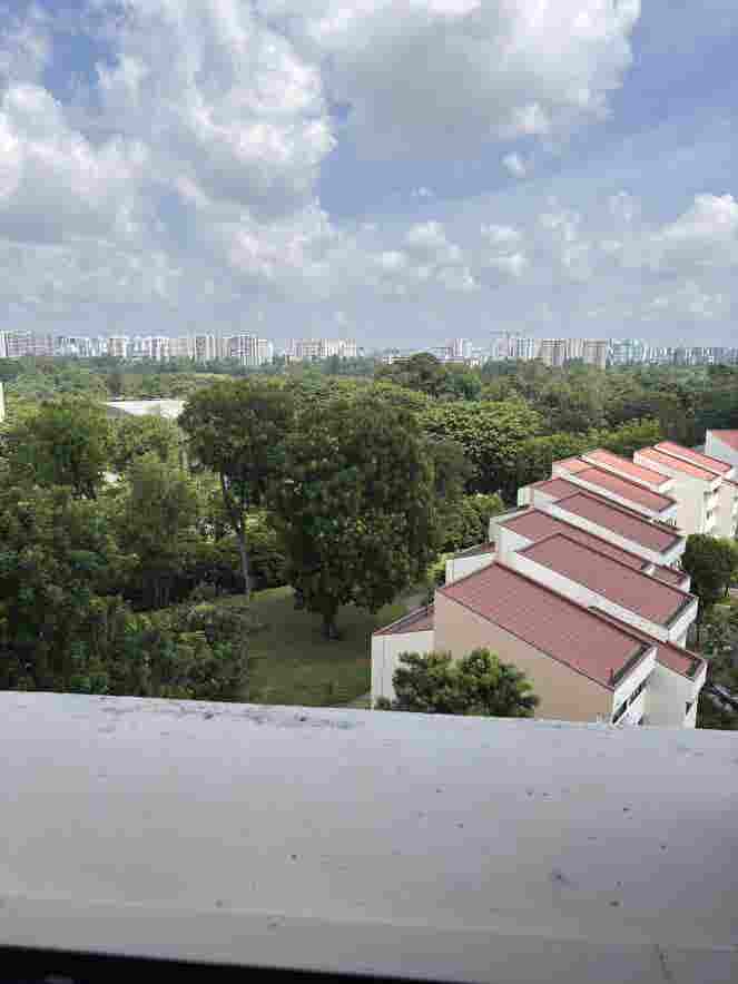 Jurong East Central - 5 min to MRT