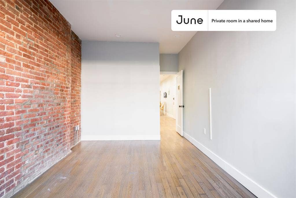4 BR in New York City