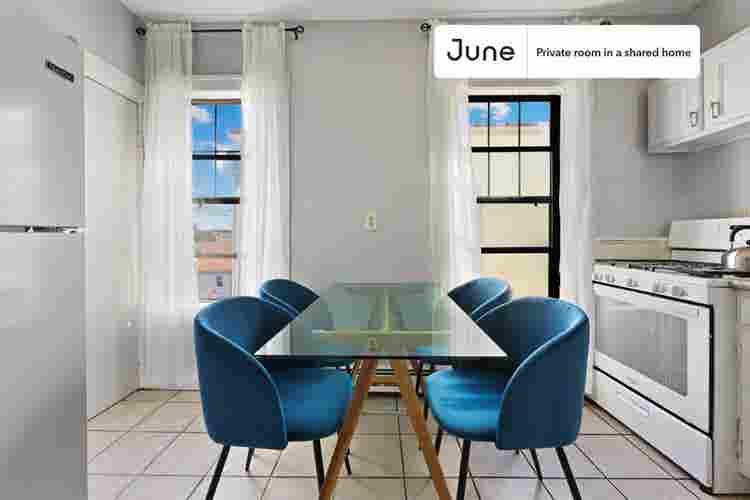 4 BR in Boston