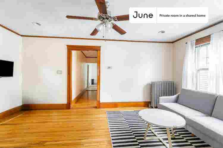 4 BR in Boston