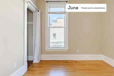 4 BR in Chicago