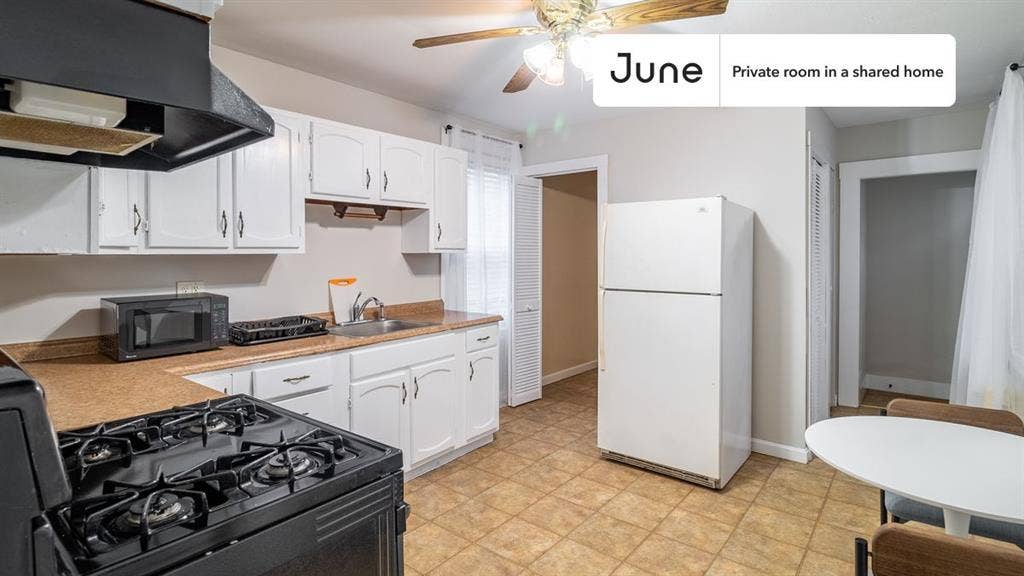 3 BR in Boston