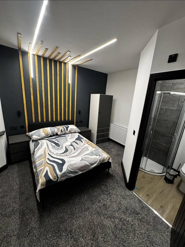 6 Luxury Rooms ensuite