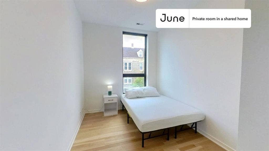 4 BR in Chicago