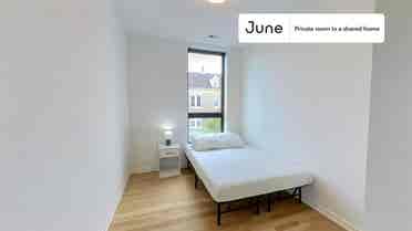 4 BR in Chicago
