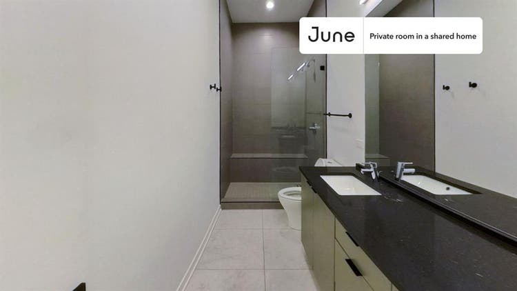 4 BR in Chicago