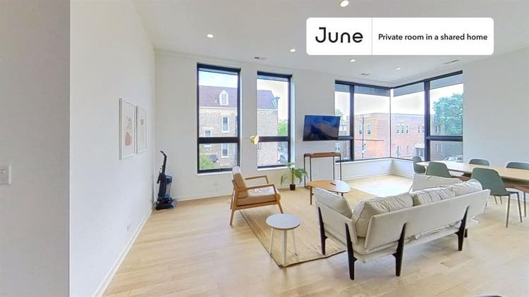 4 BR in Chicago