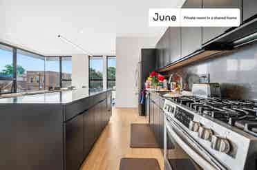 4 BR in Chicago