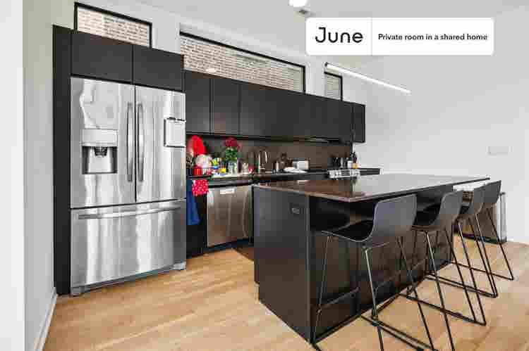 4 BR in Chicago