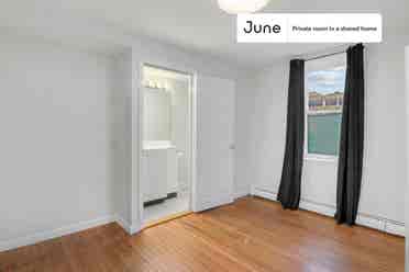 2 BR in Boston