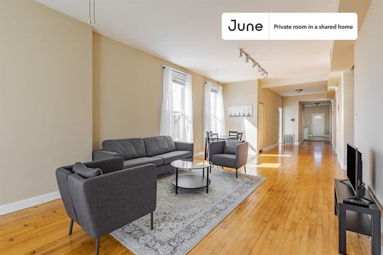 4 BR in Chicago