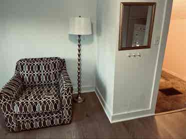 Shared (3) bedroom home $ mo