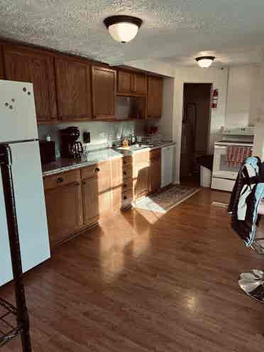 Shared (3) bedroom home $ mo