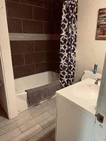 Shared (3) bedroom home $ mo