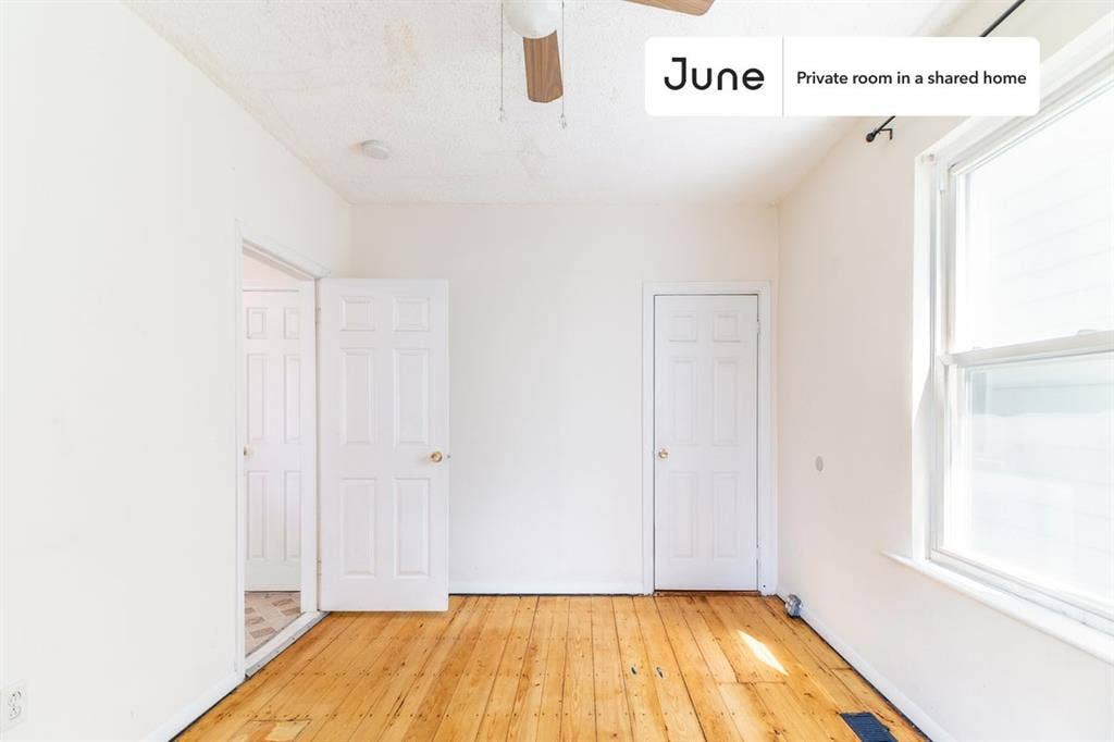 2 BR in Boston