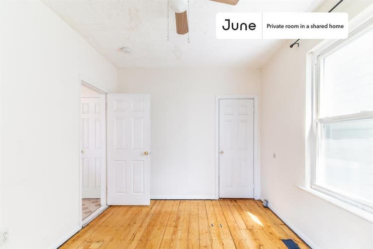 2 BR in Boston