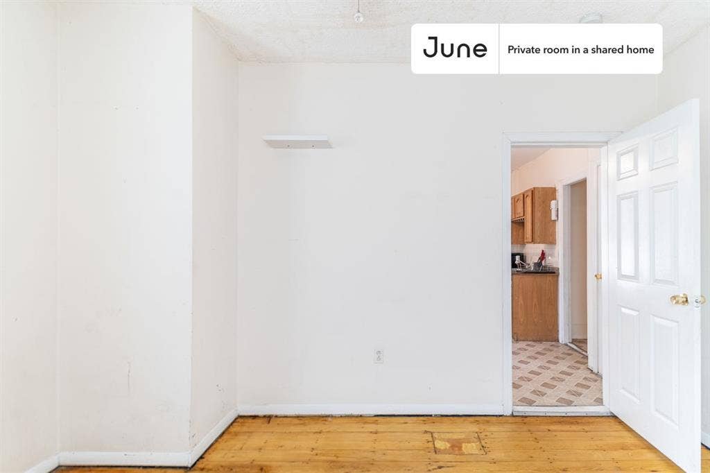 2 BR in Boston