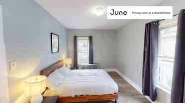 7 BR in Boston