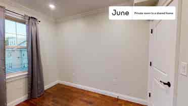 5 BR in Boston