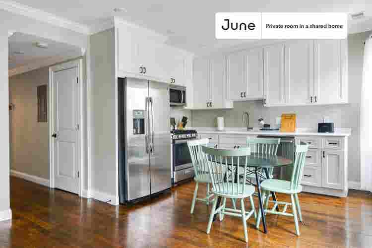 5 BR in Boston