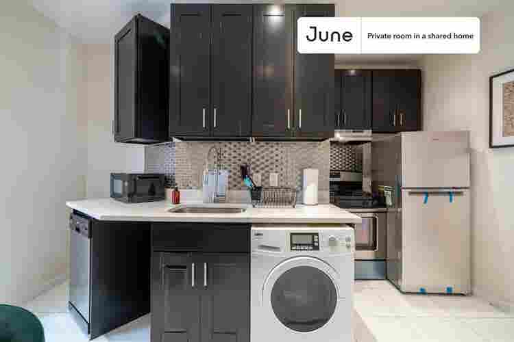 4 BR in New York City