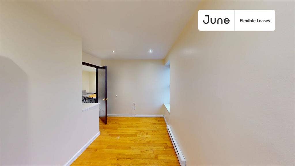 4 BR in New York City