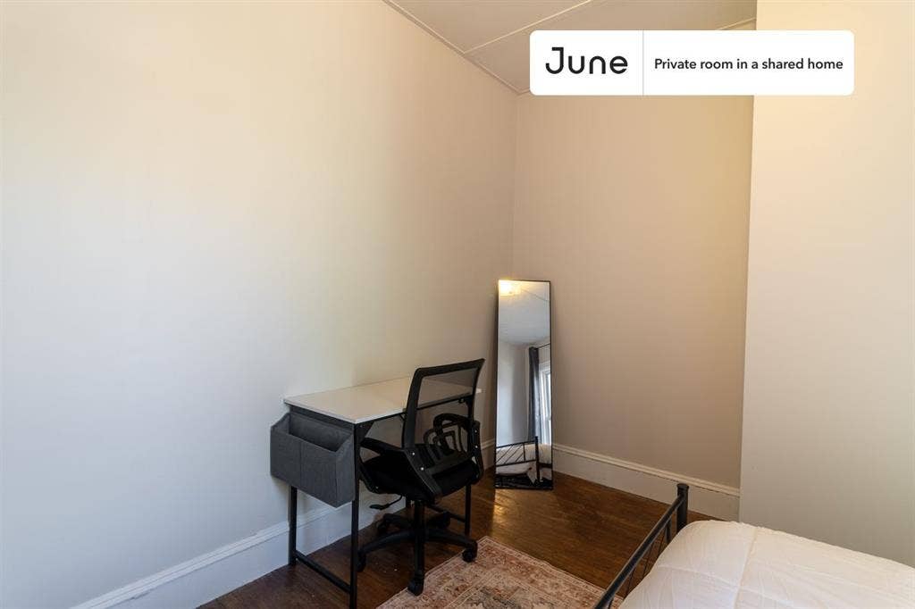 3 BR in Boston
