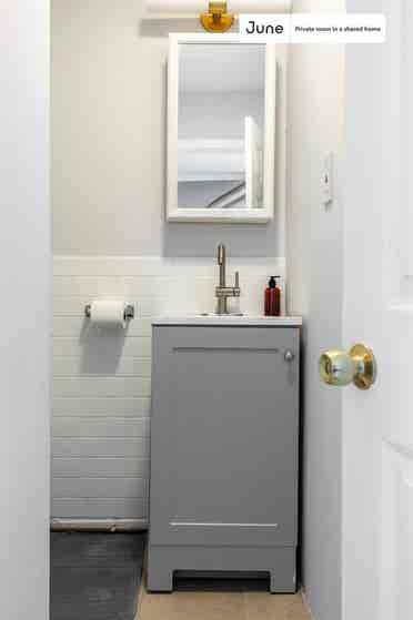 2 BR in Boston