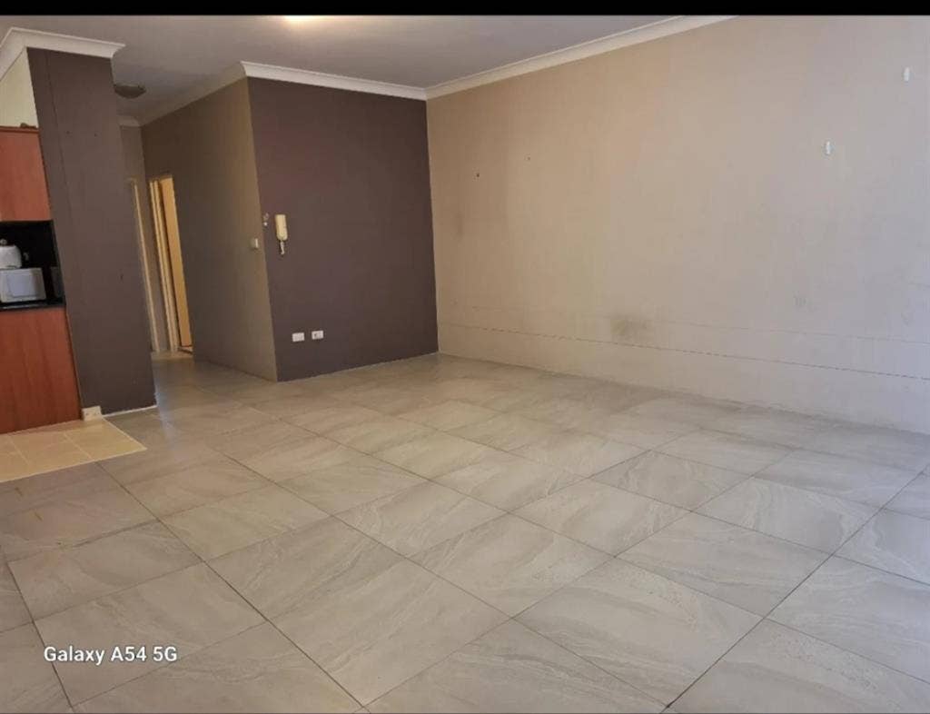 🏡 Spacious 2-bhk unit in Westmead